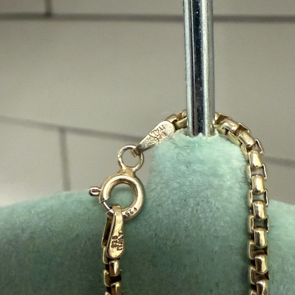 Ralph Lauren Gold Necklace with Heart Charm - Picture 3 of 5